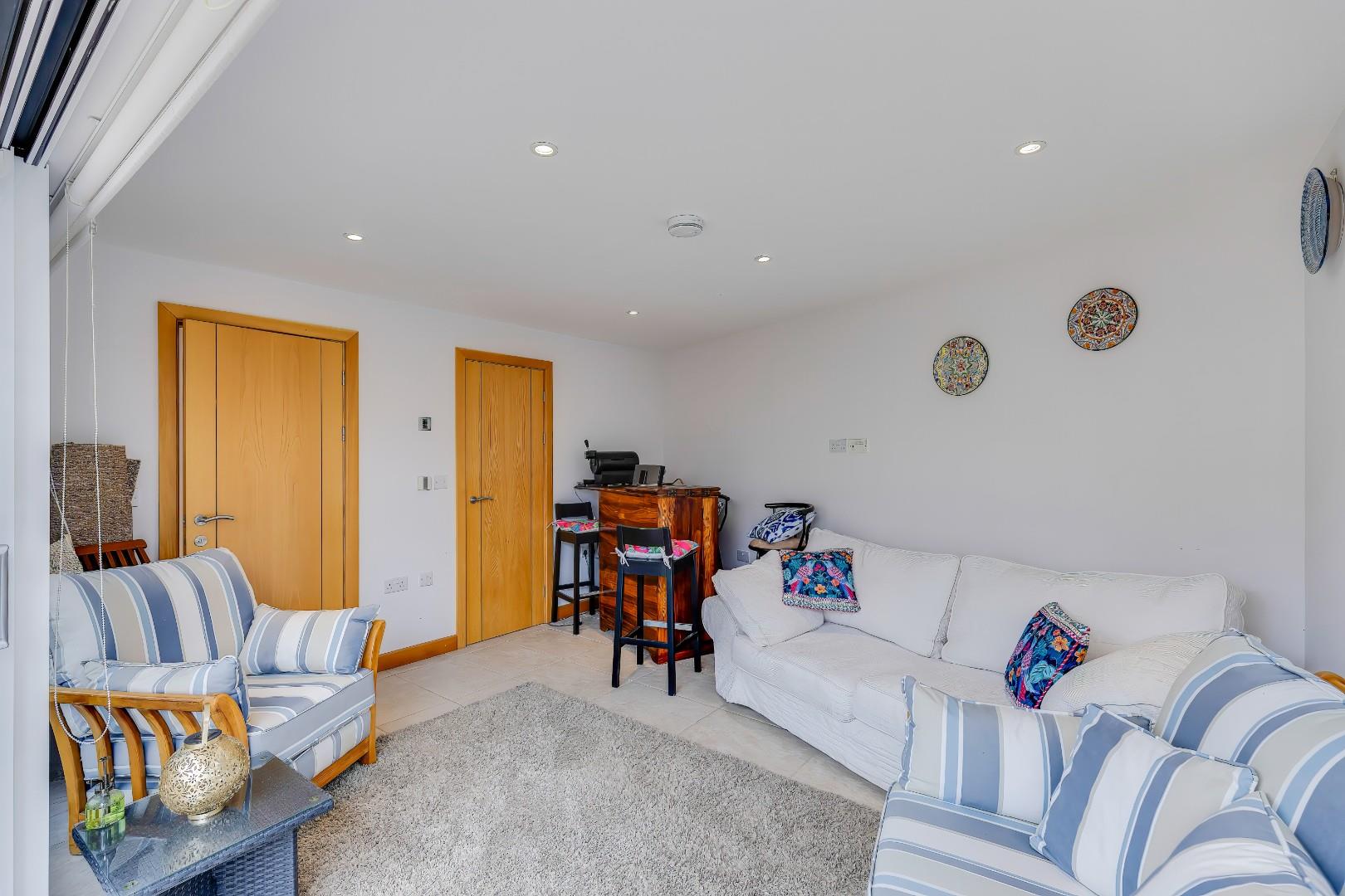 West Drive, Porthcawl, Bridgend County Borough, CF36 3LS
